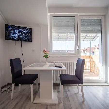 Apartman Sara Apartment